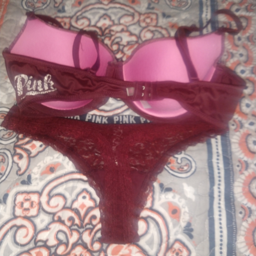 Bra and pantyies
